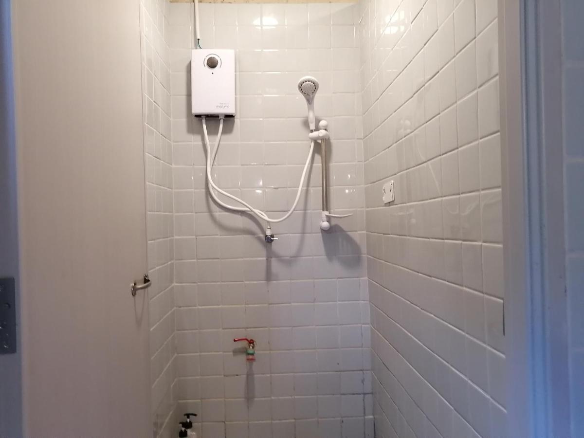 Boundary Hostel And Cafe Surat Thani Luaran gambar