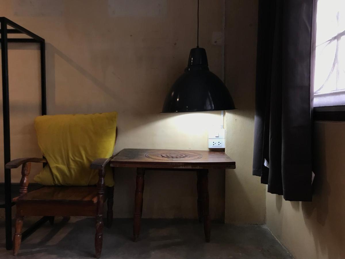 Boundary Hostel And Cafe Surat Thani Luaran gambar