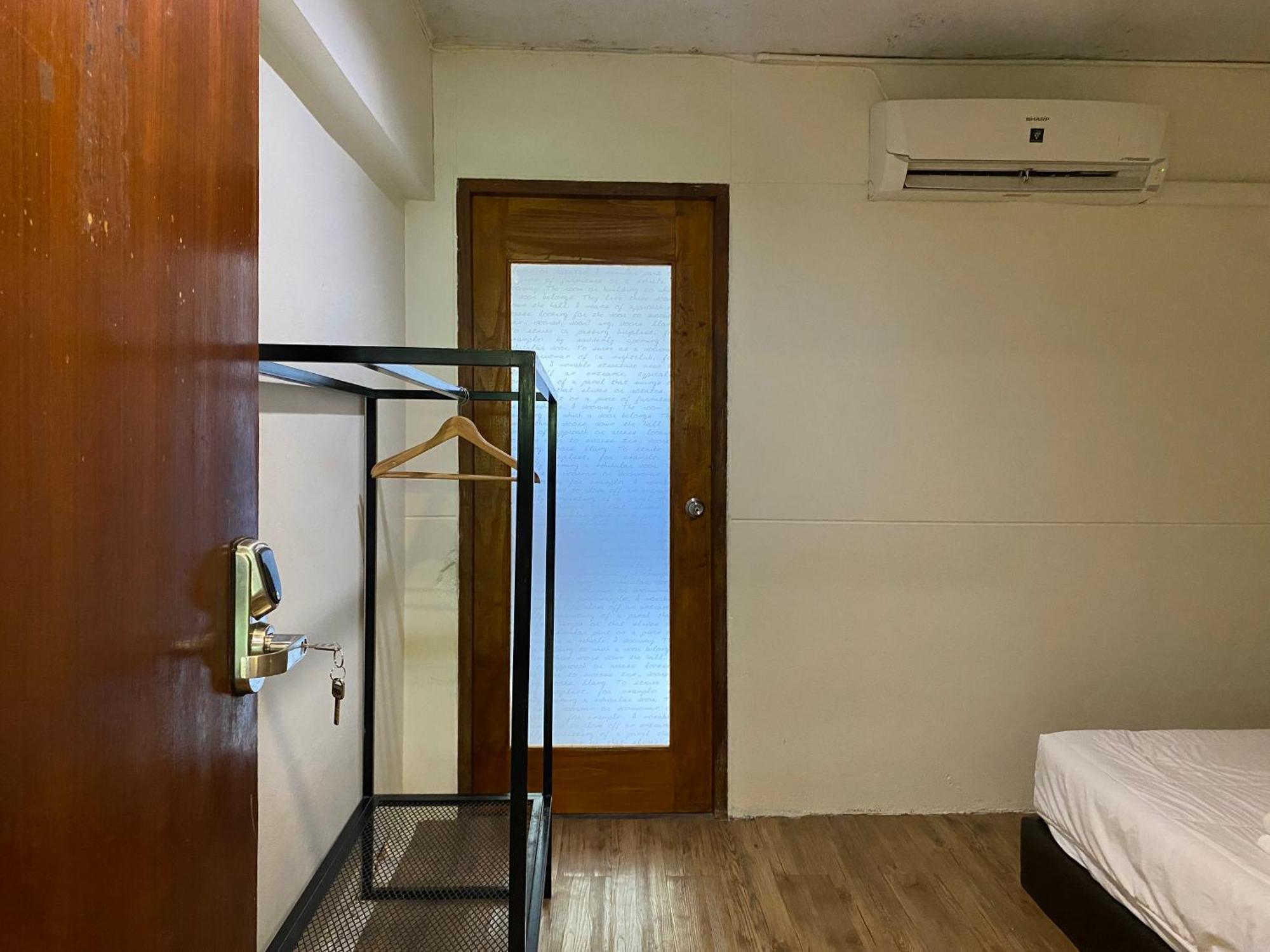 Boundary Hostel And Cafe Surat Thani Luaran gambar